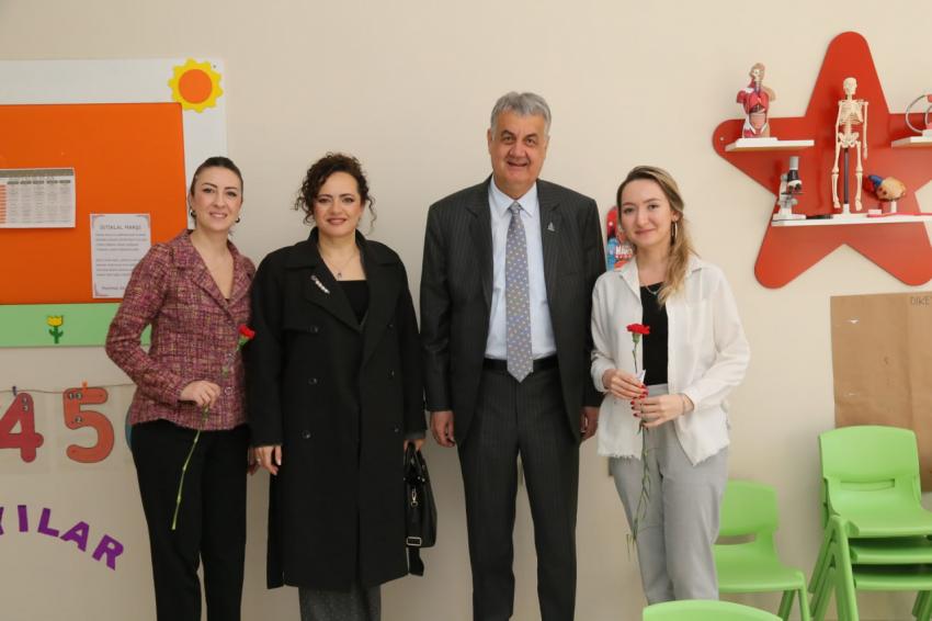 BAŞKAN ERTAŞ, 8 MART DÜNYA EMEKÇİ KADINLAR GÜNÜ’NÜ KUTLADI