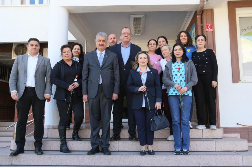 BAŞKAN ERTAŞ, 8 MART DÜNYA EMEKÇİ KADINLAR GÜNÜ’NÜ KUTLADI