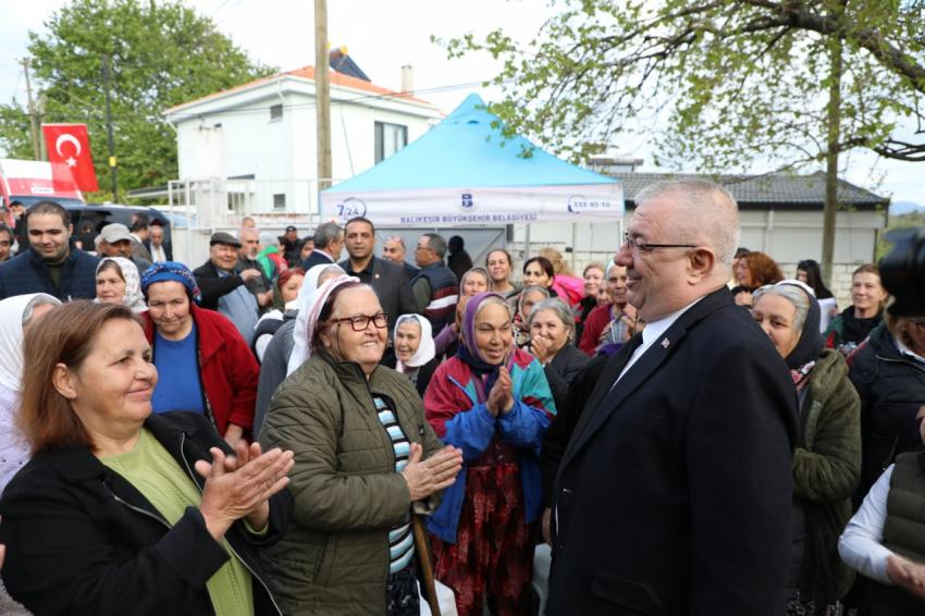 BAŞKAN ERTAŞ MAHALLE MAHALLE TALEPLERİ DİNLİYOR