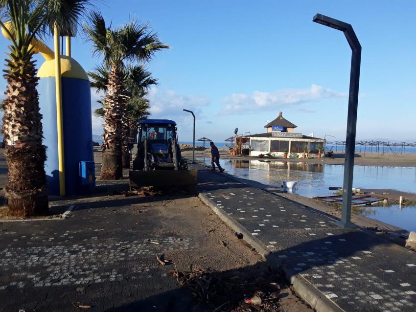 BURHANIYE BELEDIYE EKIPLERI SEFERBER OLDU