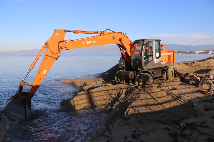 BURHANIYE BELEDIYE EKIPLERI SEFERBER OLDU