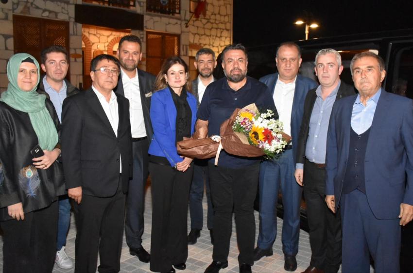 AK PARTI İL BAŞKANI DT. EKREM BAŞARAN; “ÜYELERIMIZLE YÜZ YÜZE GÖRÜŞECEĞIZ”