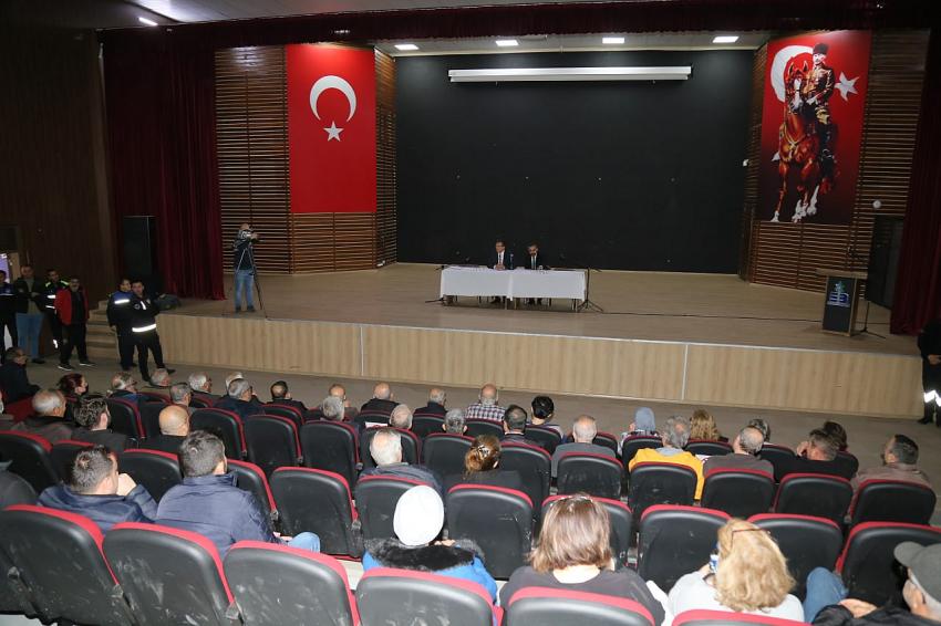 EDREMİT’TE DOĞALGAZ BİLGİLENDİRME TOPLANTISI YAPILDI