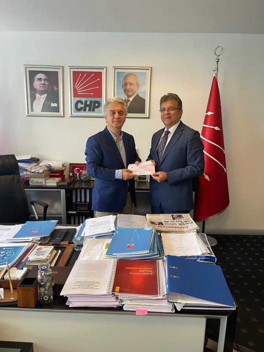 BAŞKAN ARSLAN’DAN LIDERLERE KITAP FUARI DAVETI