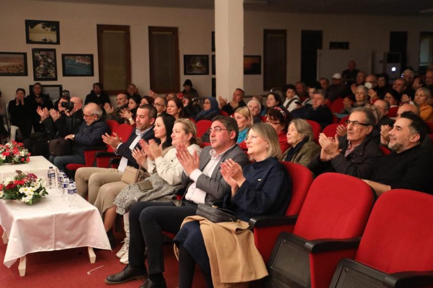 BURHANİYE 19. HASAT FESTİVALİ TÜRKÜLERLE SONA ERDİ