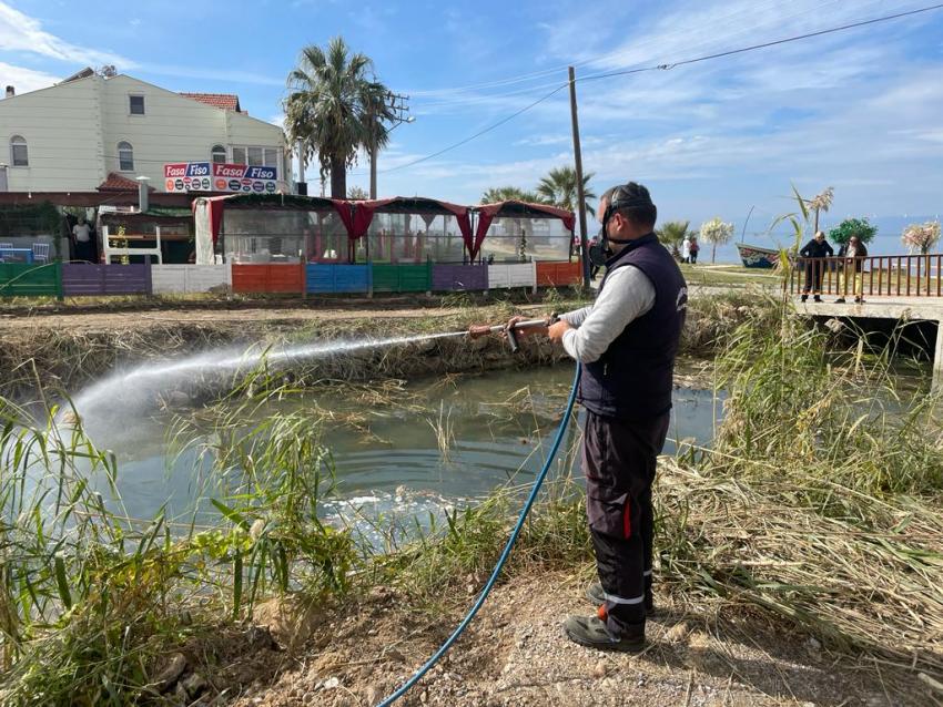 BURHANİYE BELEDİYESİNDE KIŞ İLAÇLAMA ÇALIŞMALARI BAŞLADI
