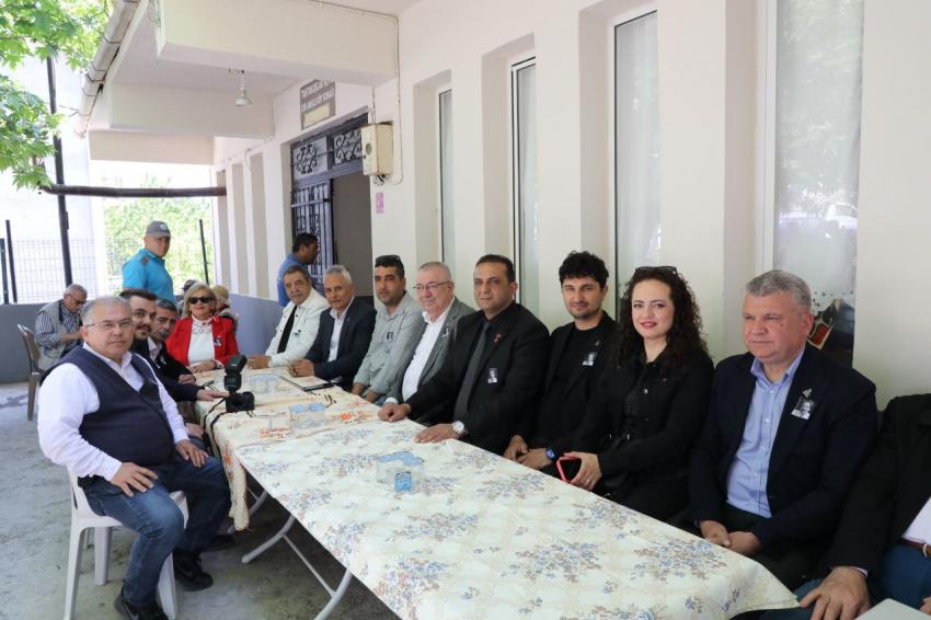 BÜYÜK OZAN ALİ EKBER ÇİÇEK VEFATININ 19. YILINDA EDREMİT'TE ANILDI