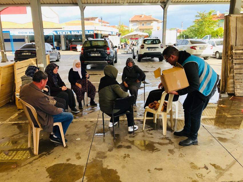 Büyükşehir Belediyesi 107 araç, 242 personelle deprem bölgesinde