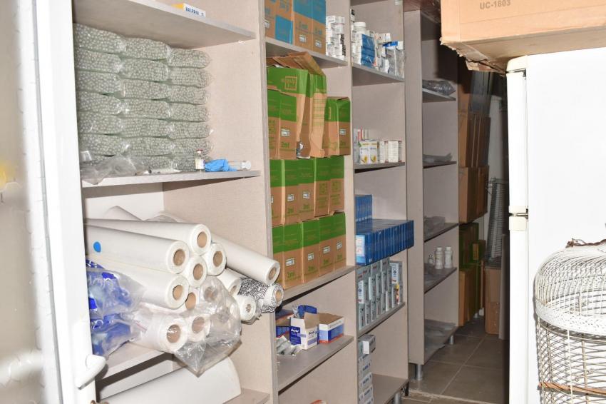 Büyükşehir, Edremit Çıkrıkçı Hayvan Barınağı’nı tıbbi cihazlarla güçlendirdi