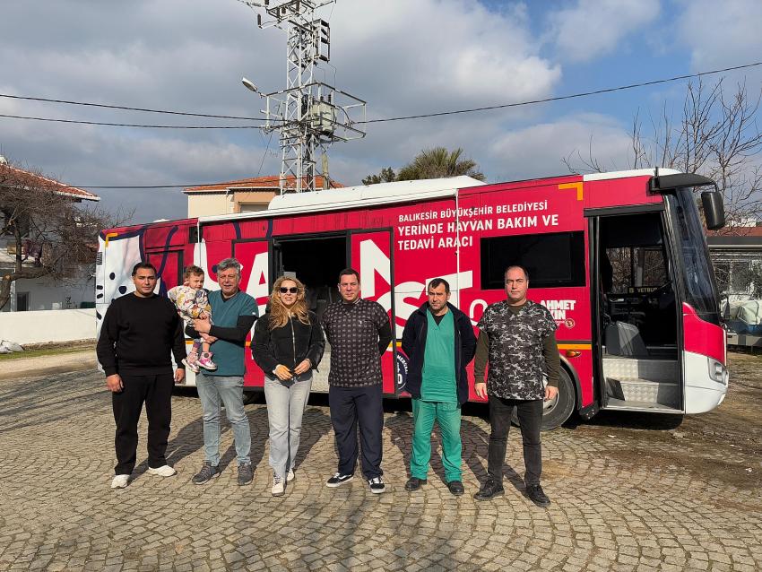 Paşa Limanı Adası’nda 182 sokak hayvanı hayata tutundu