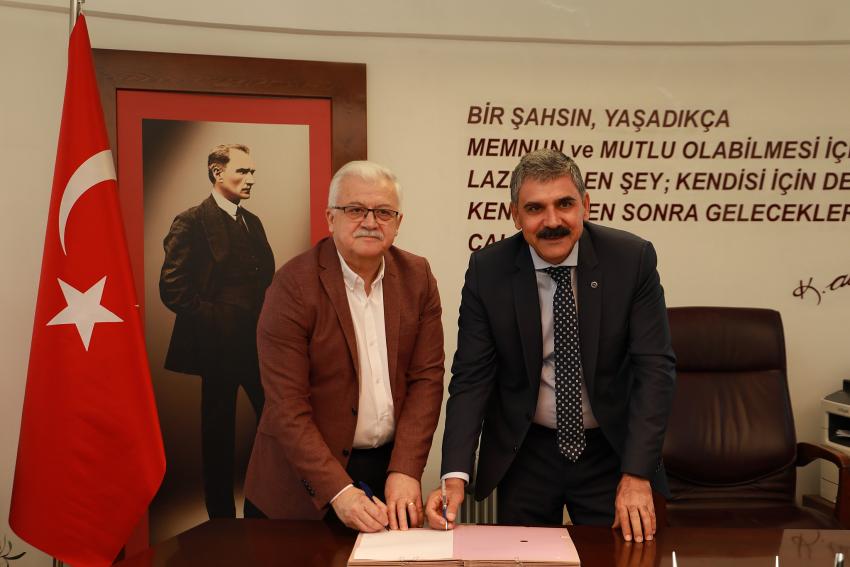 DİSK GENEL-İŞ SENDİKASI İLE TOPLU SÖZLEŞME İMZALANDI