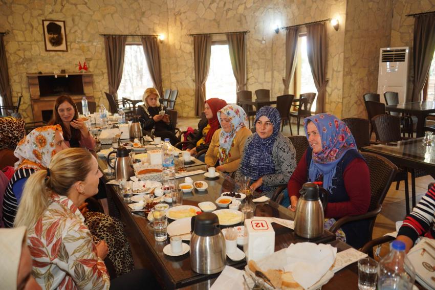 MAHALLEEVLERİNDEN DAYANIŞMA TOPLANTISI