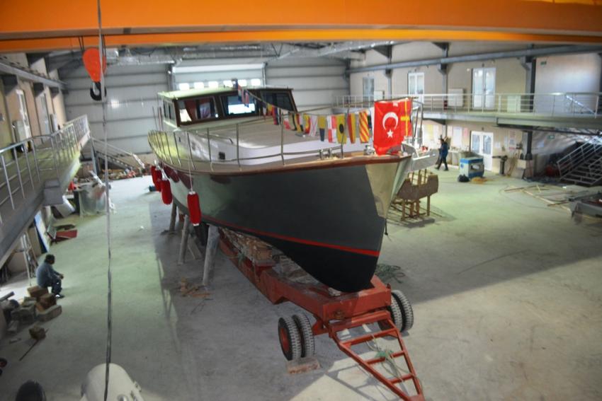 DENİZCİLİK LESİSİ ÖĞRENCİLERİ İLK TEKNELERİNİ YAPTI