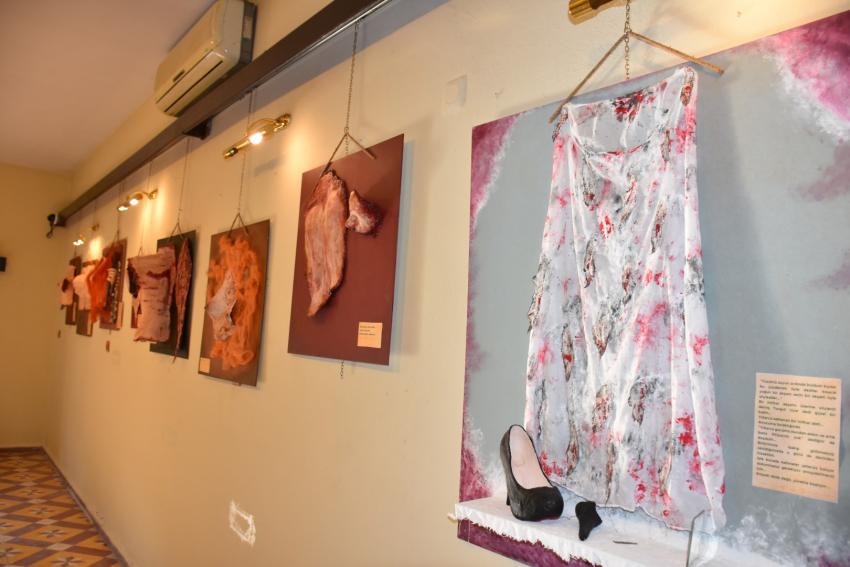 GERİ DÖNÜŞÜMLERLE KADINA ŞİDDETE DİKKAT ÇEKİYOR