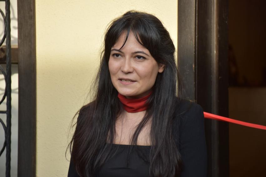 GERİ DÖNÜŞÜMLERLE KADINA ŞİDDETE DİKKAT ÇEKİYOR