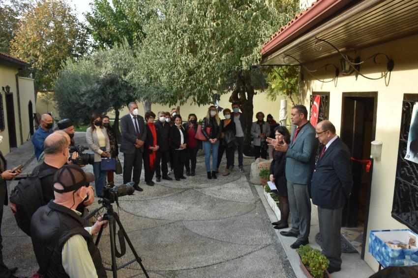 GERİ DÖNÜŞÜMLERLE KADINA ŞİDDETE DİKKAT ÇEKİYOR