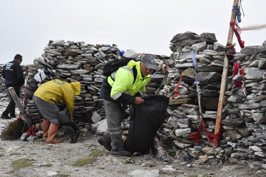 KAZDAĞLARI’NDA TEMIZLIK ÇALIŞMASI
