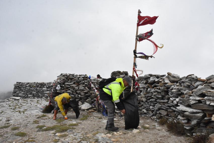 KAZDAĞLARI’NDA TEMIZLIK ÇALIŞMASI