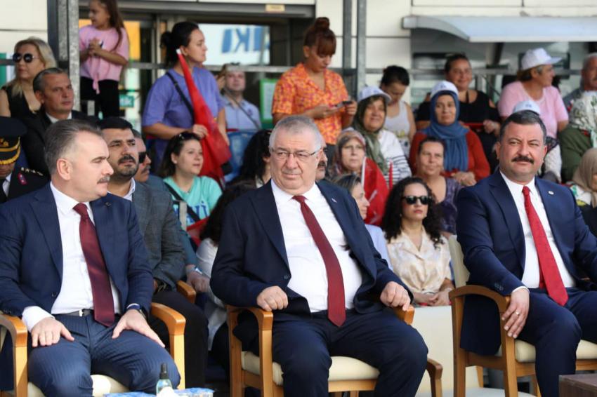 Edremit’te 102. kurtuluş yıldönümü coşkuyla kutlandı