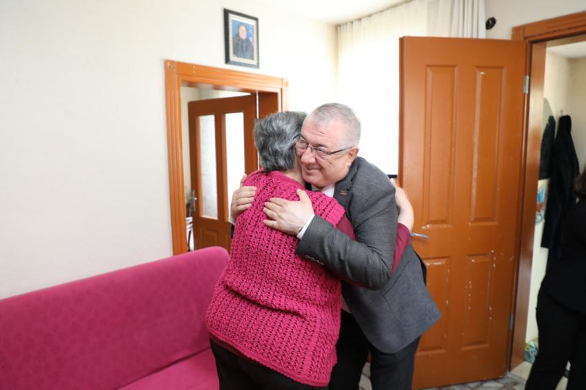 Edremit Belediye Başkanı Mehmet Ertaş'tan Şehit Ailelerine Anlamlı Destek Talimatı