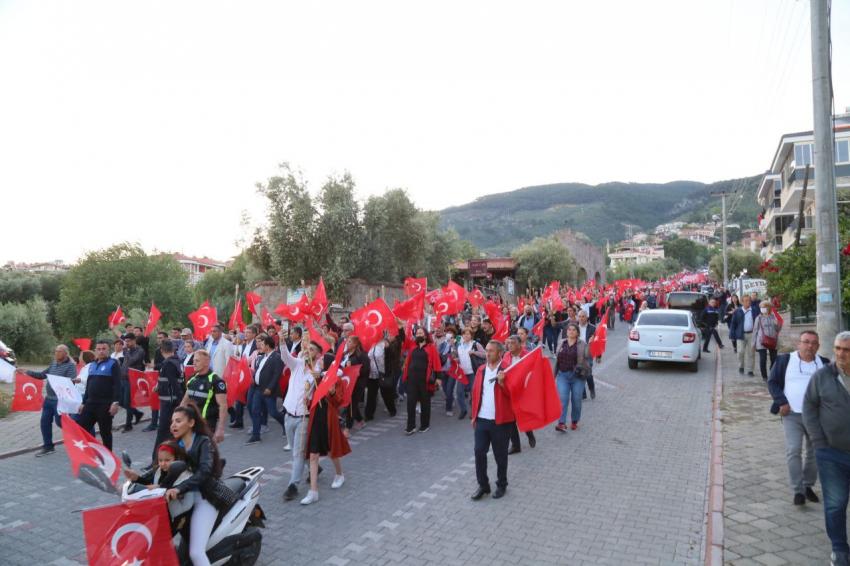 EDREMIT’TE COŞKULU 19 MAYIS KUTLAMASI