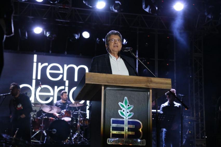 EDREMIT’TE COŞKULU 19 MAYIS KUTLAMASI