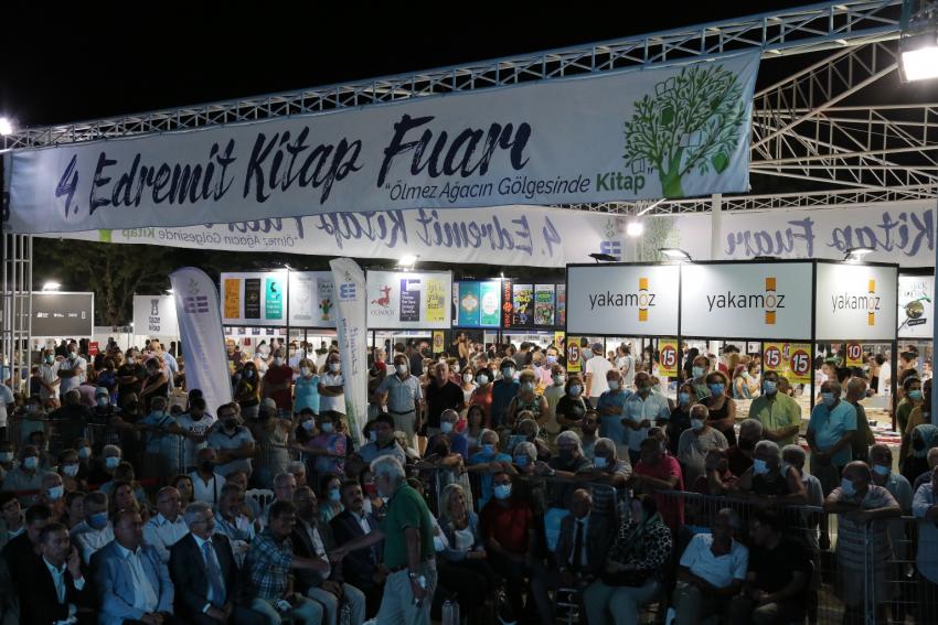 5. EDREMİT KİTAP FUARI CUMARTESİ BAŞLIYOR!
