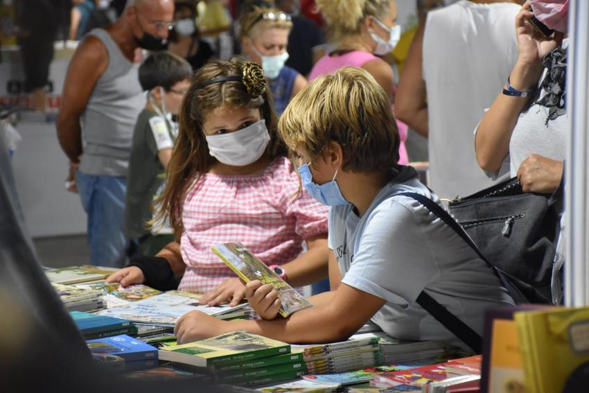 5. EDREMİT KİTAP FUARI CUMARTESİ BAŞLIYOR!