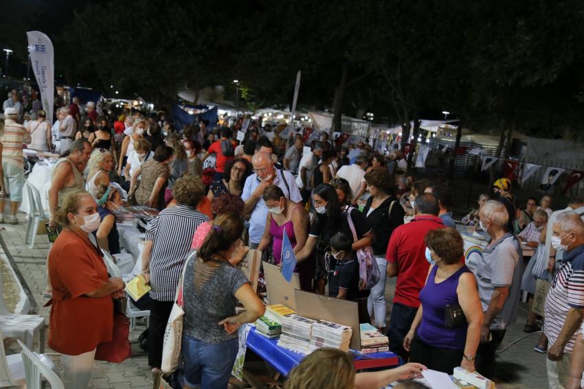 5. EDREMİT KİTAP FUARI CUMARTESİ BAŞLIYOR!