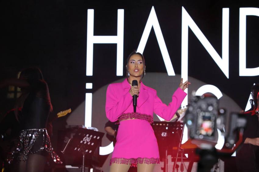 FENER ALAYI VE HANDE ÜNSAL KONSERİNE YOĞUN İLGİ