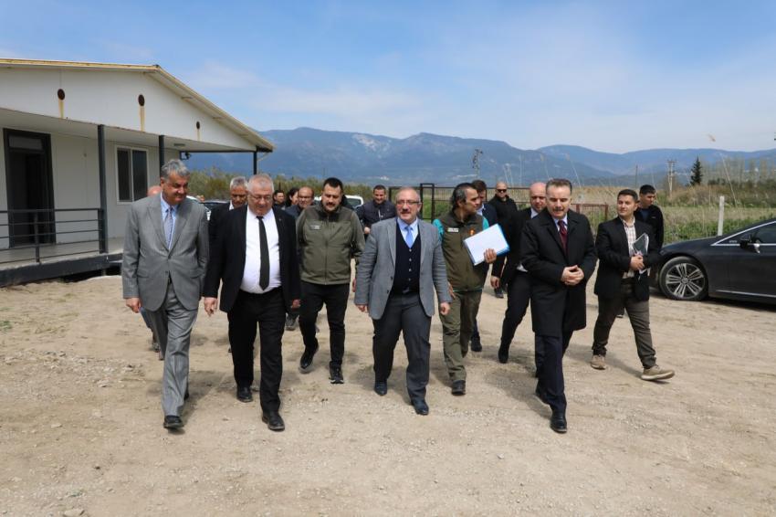 EDREMİT'TE SOKAK HAYVANLARI İÇİN REHABİLİTASYON MERKEZİ AÇILIYOR