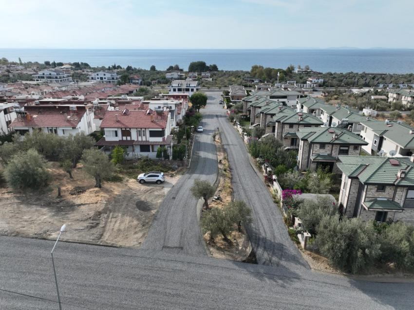 EDREMİT’TE YOL ÇALIŞMALARINA HIZ VERİLDİ