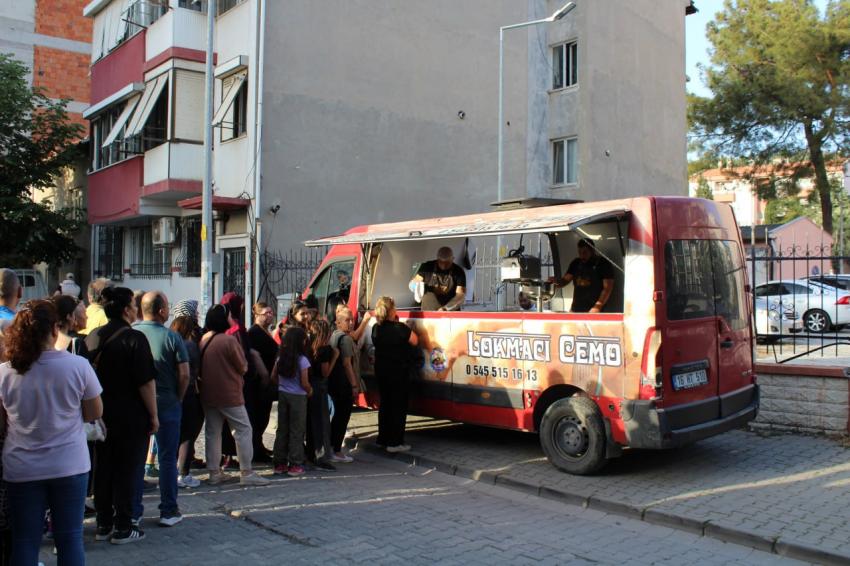 EDREMİT’TE HIDRELLEZ ŞENLİĞİ COŞKUSU YAŞANDI