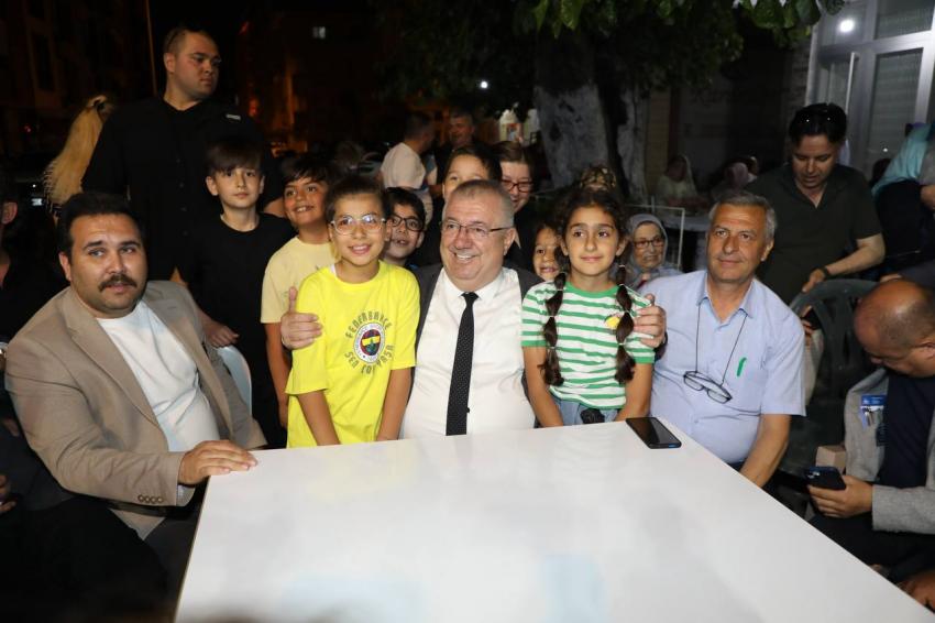 EDREMİT’TE HIDRELLEZ ŞENLİĞİ COŞKUSU YAŞANDI