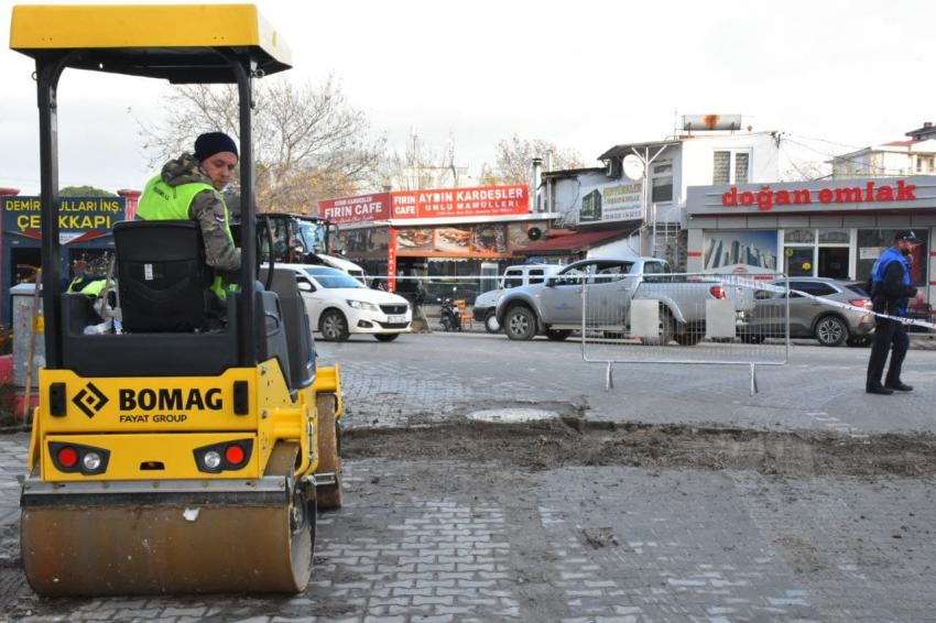 EDREMİT BELEDİYESİ YOL SEFERBERLİĞİ BAŞLATTI