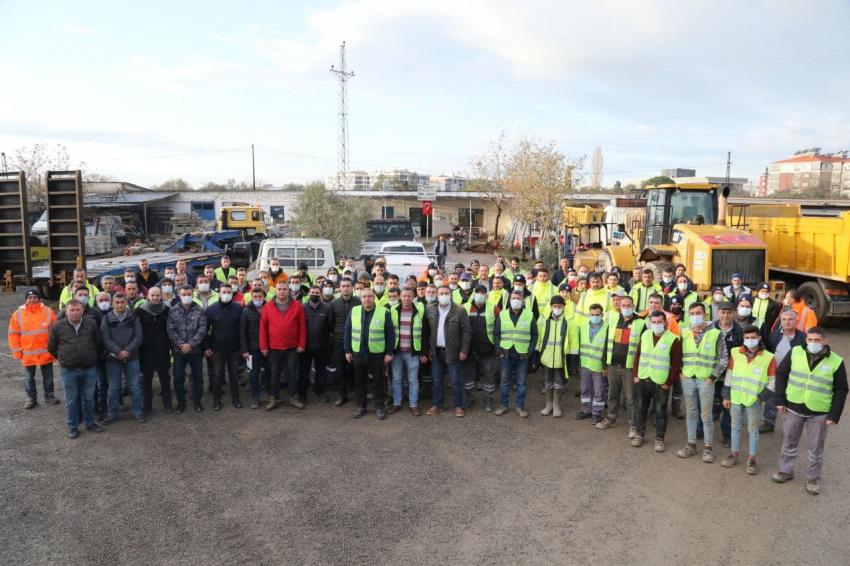 EDREMİT BELEDİYESİ YOL SEFERBERLİĞİ BAŞLATTI