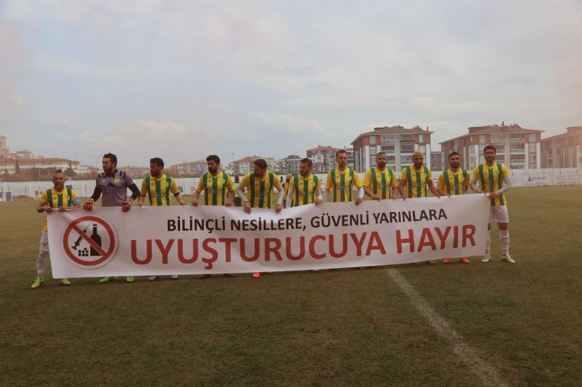 EDREMİTSPOR ŞAMPİYONLUĞA KOŞUYOR
