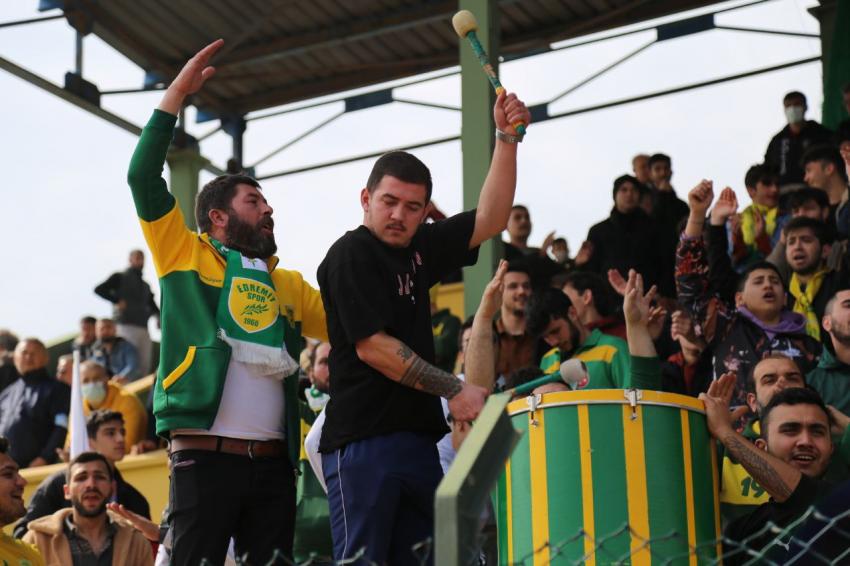 EDREMİTSPOR ŞAMPİYONLUĞA KOŞUYOR