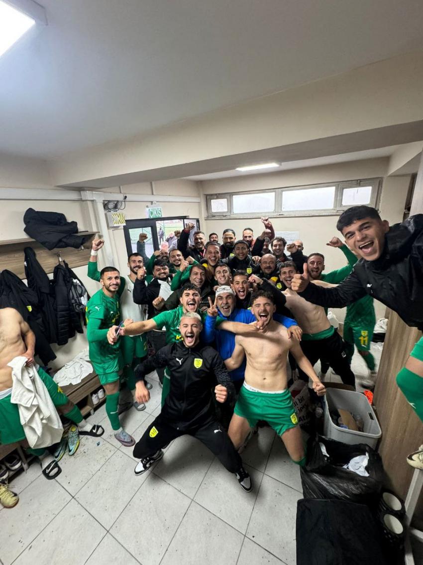 Edremitspor, kazanmaya devam ediyor