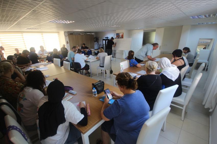 EGEMAKGÖÇ'DEN MAKEDONCA EĞİTİM