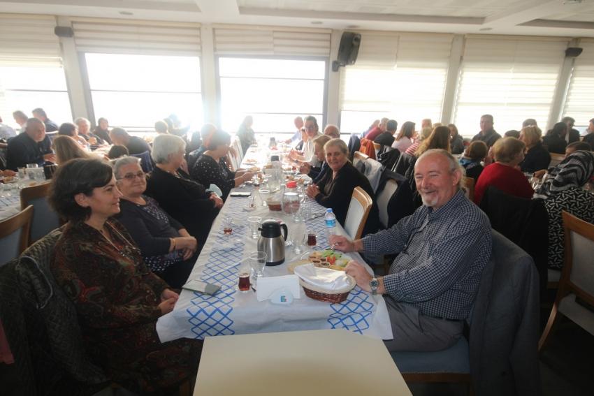 EGEMAKGÖÇ;TEN ÇOŞKULU KAHVALTI