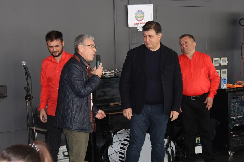 EGEMAKGÖÇ;TEN ÇOŞKULU KAHVALTI