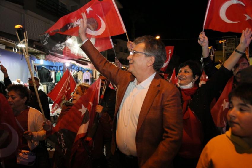 EDREMİT’TE CUMHURİYET KONSERİ