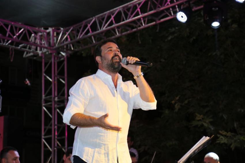 EDREMIT’TE 100. YIL FENER ALAYI