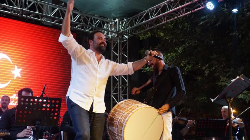 EDREMIT’TE 100. YIL FENER ALAYI