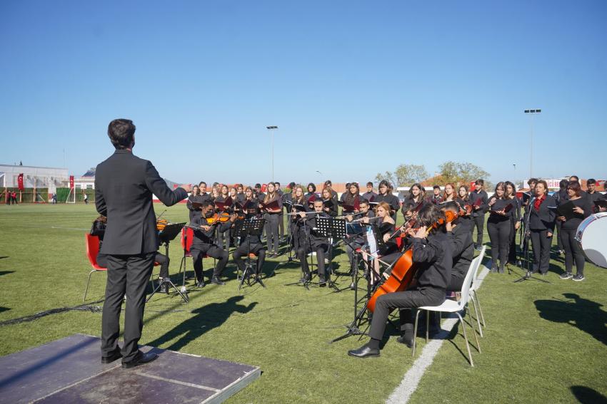 FESTİVALE RENK KATANLAR