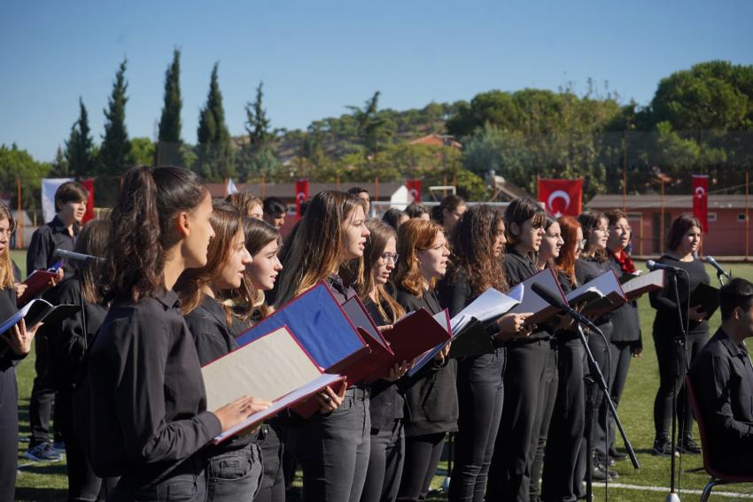 FESTİVALE RENK KATANLAR