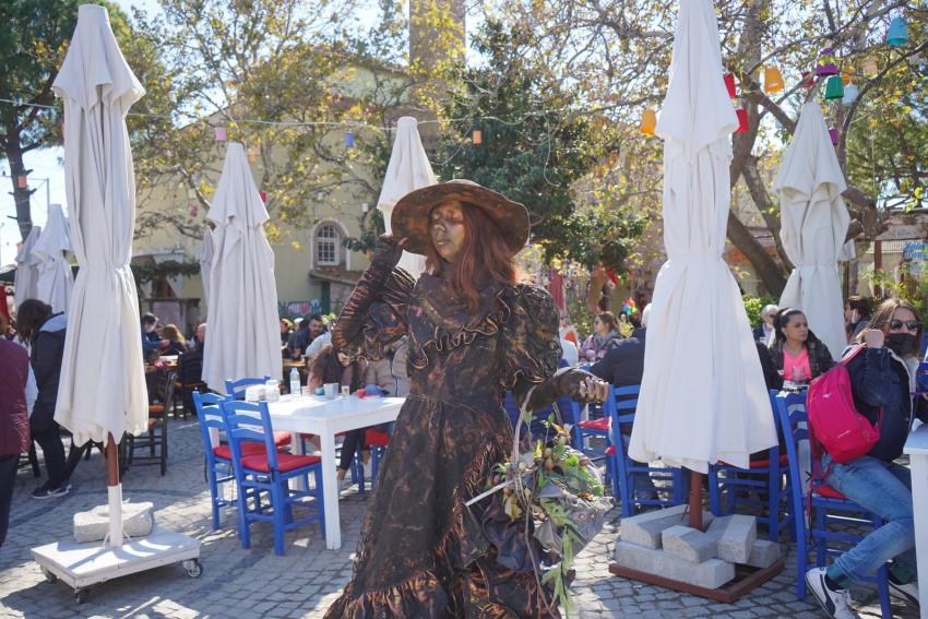 FESTİVALE RENK KATANLAR