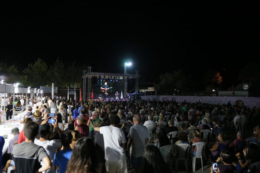 5. EDREMIT KITAP FUARI’NDA BEŞINCI GÜN GERIDE KALDI