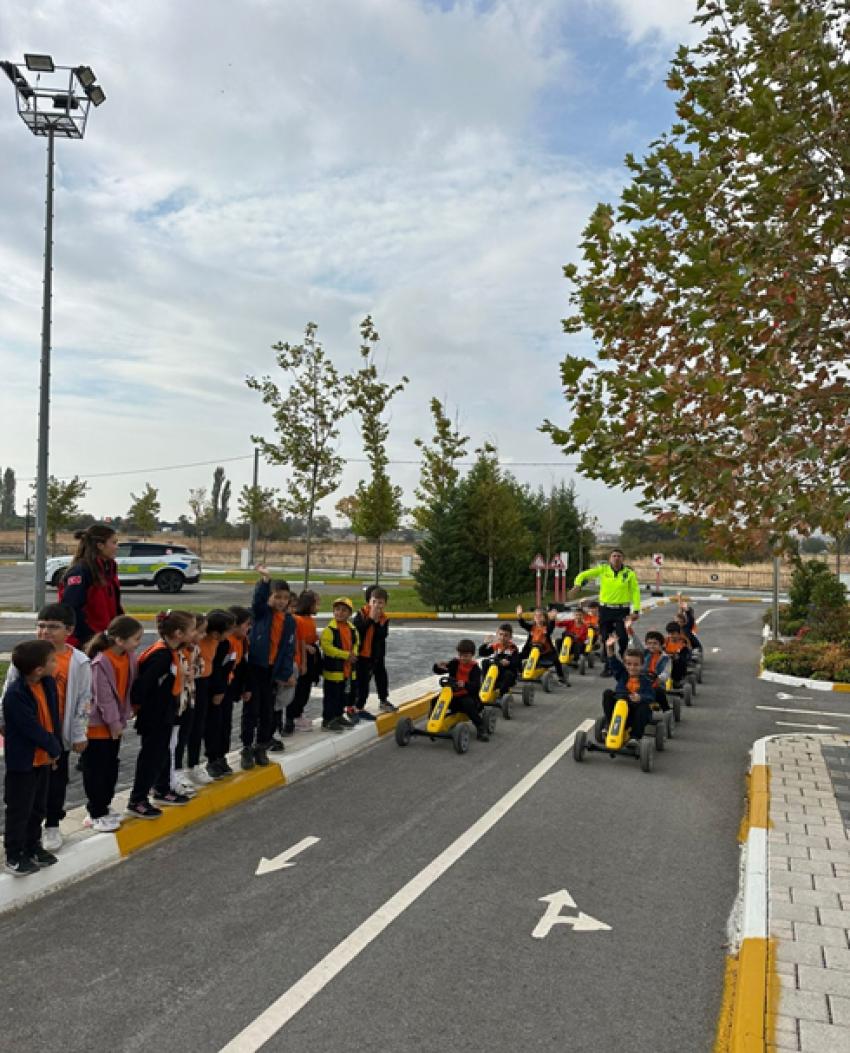 Geleceğin sürücüleri yetişiyor